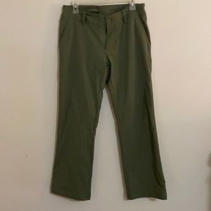 Women’s Columbia Omni-Shield Olive Hiking Pants ~8